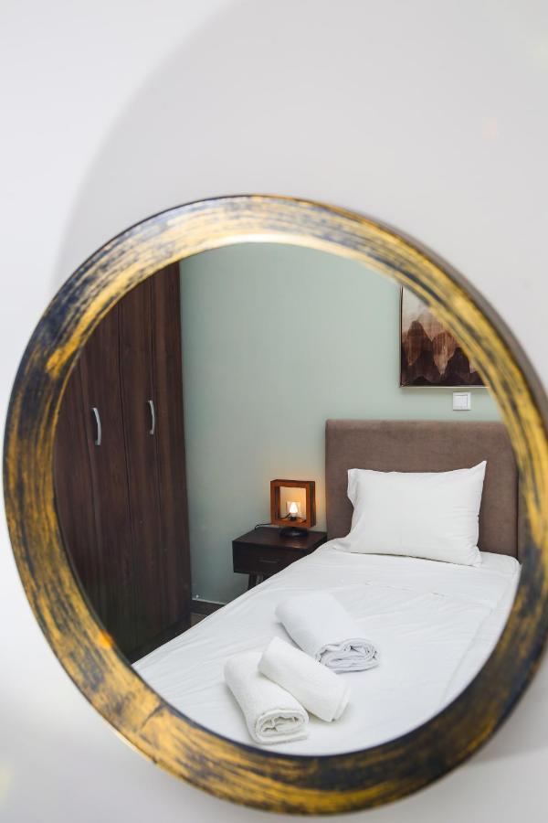 Stella Boutigue Rooms Néa Péramos エクステリア 写真